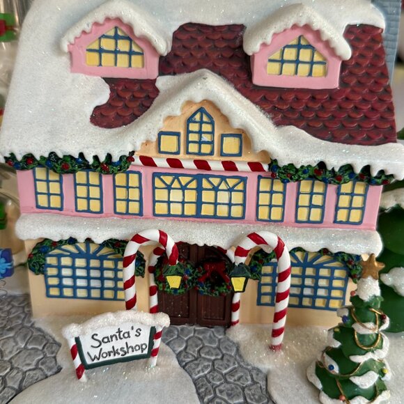 Hawthorne Village - "Santa’s Toy Workshop" Piece - Picture 4 of 10